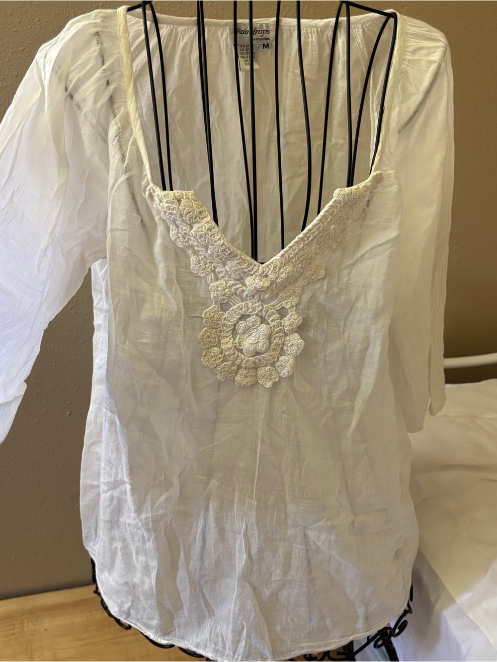 100% cotton Boho Embroidered V-Neck White Women's Blouse Size M